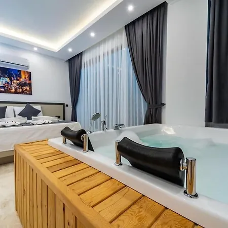Lueks Tatil Villasi Oezel Havuzlu Horyes كاس
