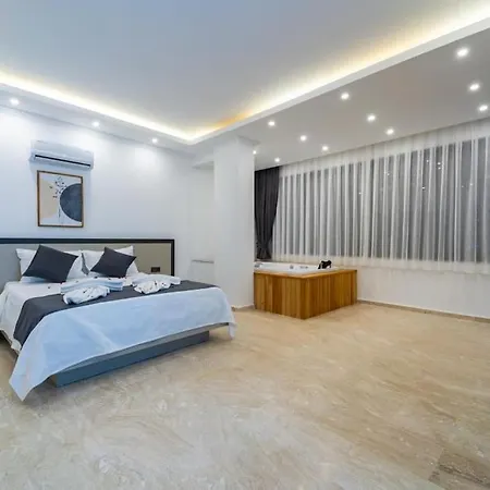 فيلة Lueks Tatil Villasi Oezel Havuzlu Horyes كاس