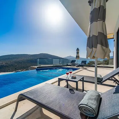Lueks Tatil Villasi Oezel Havuzlu Horyes فيلة *